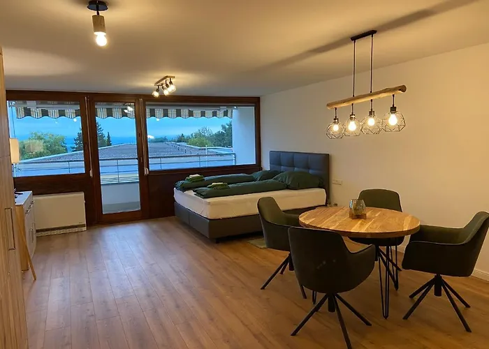 Bergpanorama Mit Wunderschoenem Alpenpanorama Und Indoor-pool Апартаменты Oberteuringen