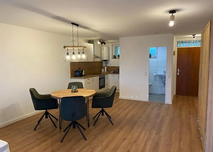 Bergpanorama Mit Wunderschoenem Alpenpanorama Und Indoor-pool Oberteuringen